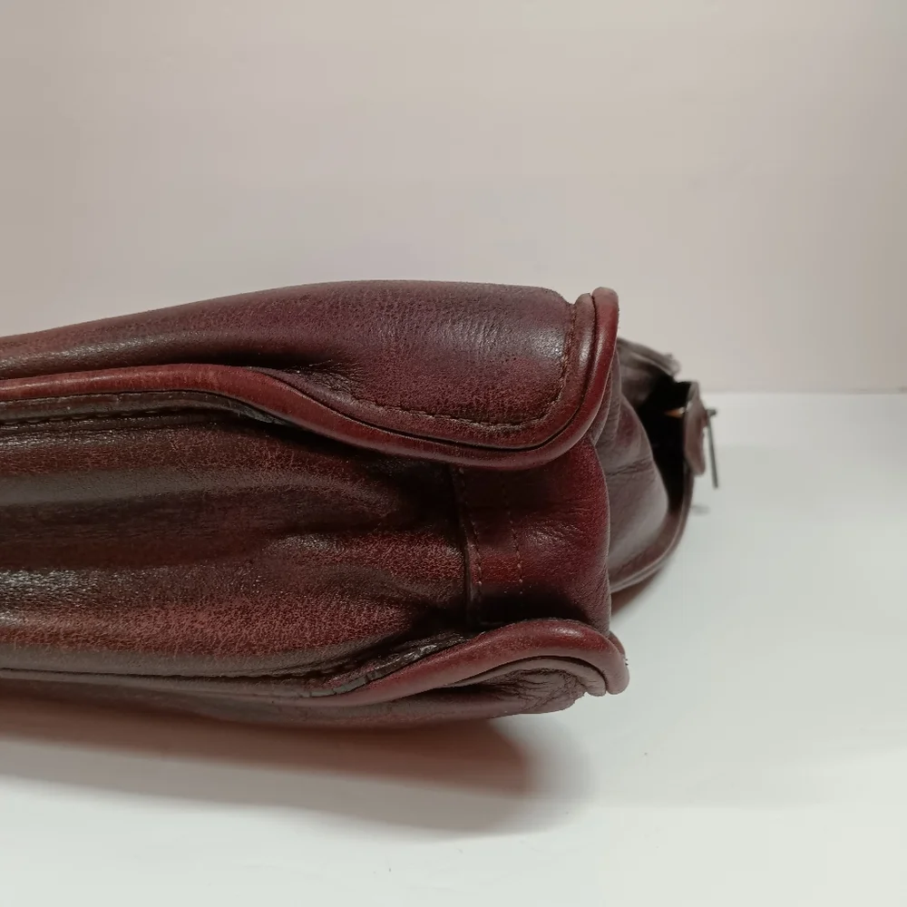 USA Genuine Leather Distressed Portfolio Briefcase Attache' Vintage